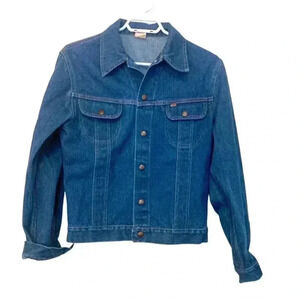 GWG  vintage jean jacket, poly cotton blend, excellent condition